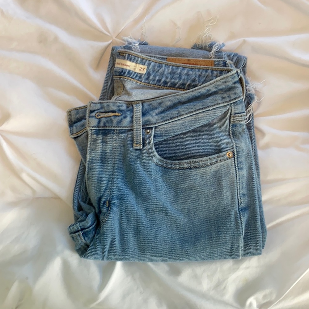 Levi’s light wash distressed skinny’s